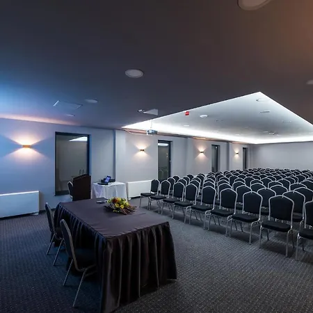 Hotel Safir Bihac Бихач