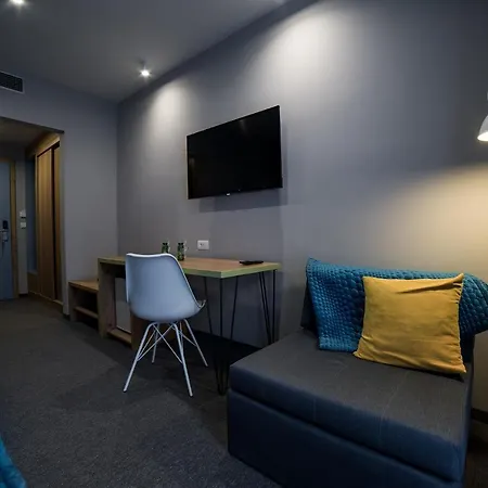 Hotel Safir Bihac 4*