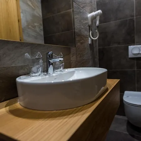 Hotel Safir Bihac Бихач
