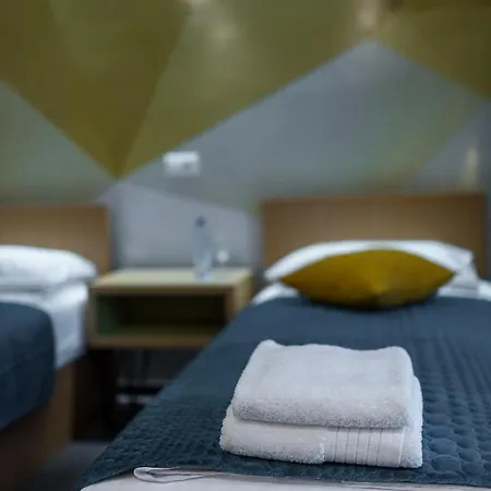 Hotel Safir Bihac Отель Бихач