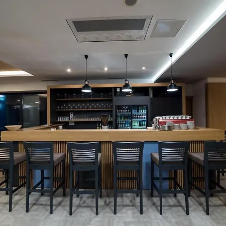 Hotel Safir Bihac 4*
