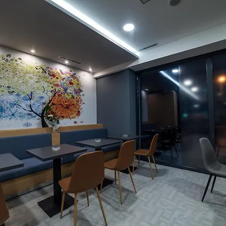 Hotel Safir Bihac Отель