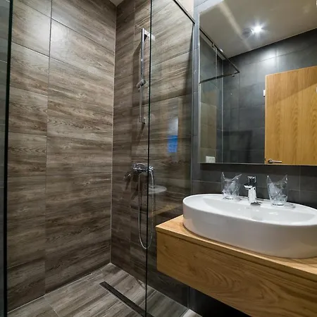Отель Hotel Safir Bihac 4*