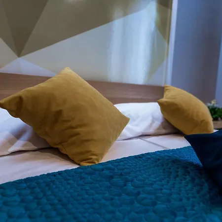 Отель Hotel Safir Bihac