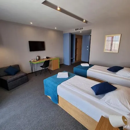 فندق Hotel Safir Bihac بيهاتش
